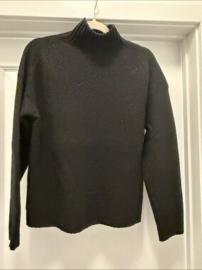 The Honeycomb Funnel Neck in Wool Cashmere Black Sweater